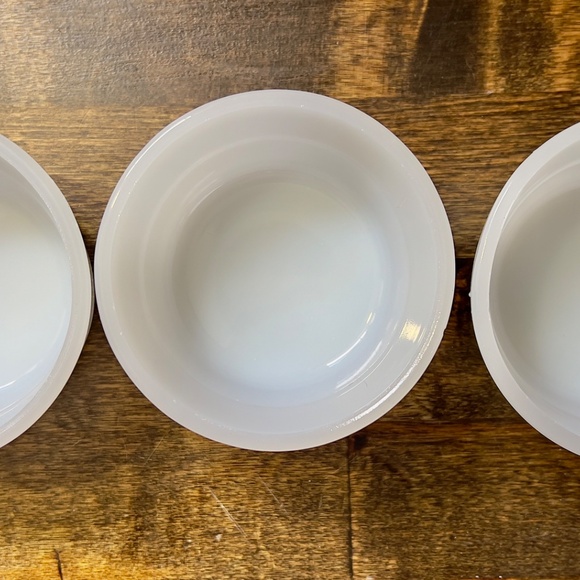 Vintage Set of 3 Glasbake Custard Cups Milk Glass Pudding Créme Brulet Ice Cream - Picture 2 of 9